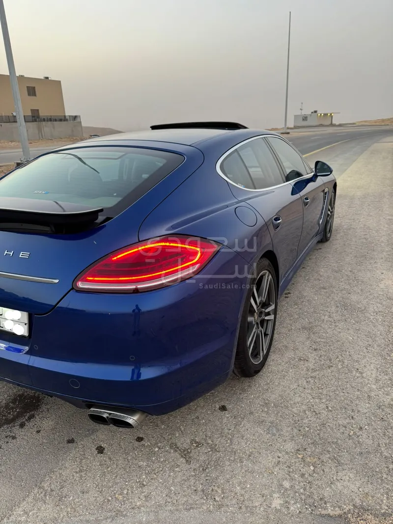 2012 بورش بانميرا 4 اس