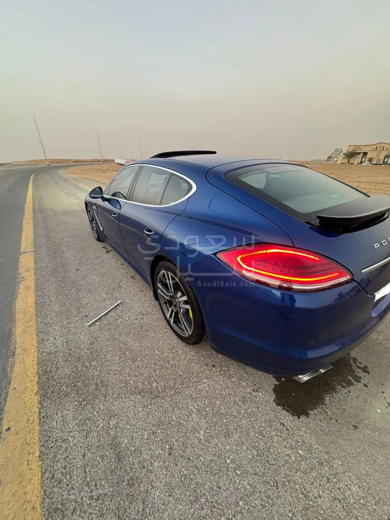 2012 بورش بانميرا 4 اس