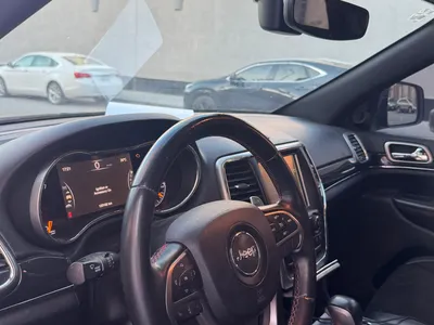 2017 جييب جراند شيروكي تريل هوك