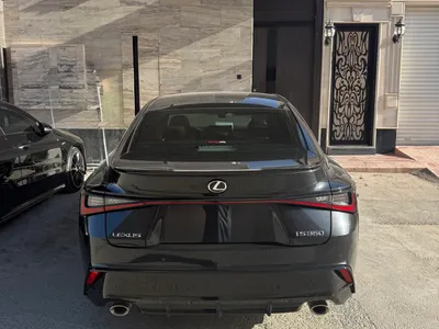 2022 لكزس آي إس 300 إف