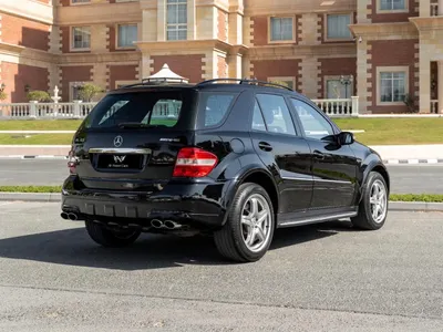 2008 مرسيدس - بنز إم إل 63 أي إم جي