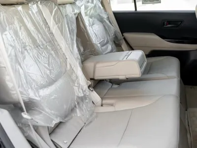 2024 تويوتا لاند كروزر جي اكس ار