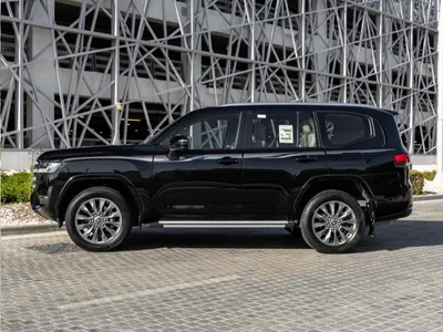 2024 تويوتا لاند كروزر جي اكس ار