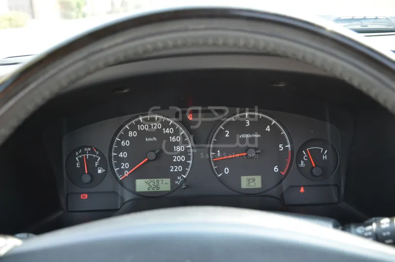 2020 نيسان باترول سوبر سفاري