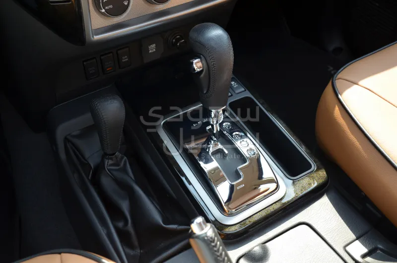 2020 نيسان باترول سوبر سفاري