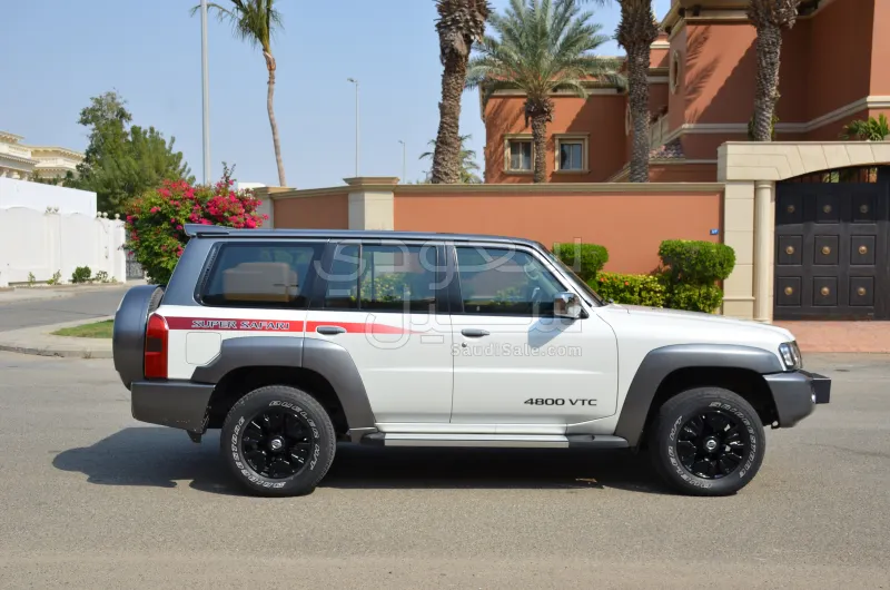 2020 نيسان باترول سوبر سفاري