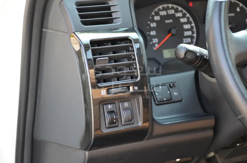 2020 نيسان باترول سوبر سفاري