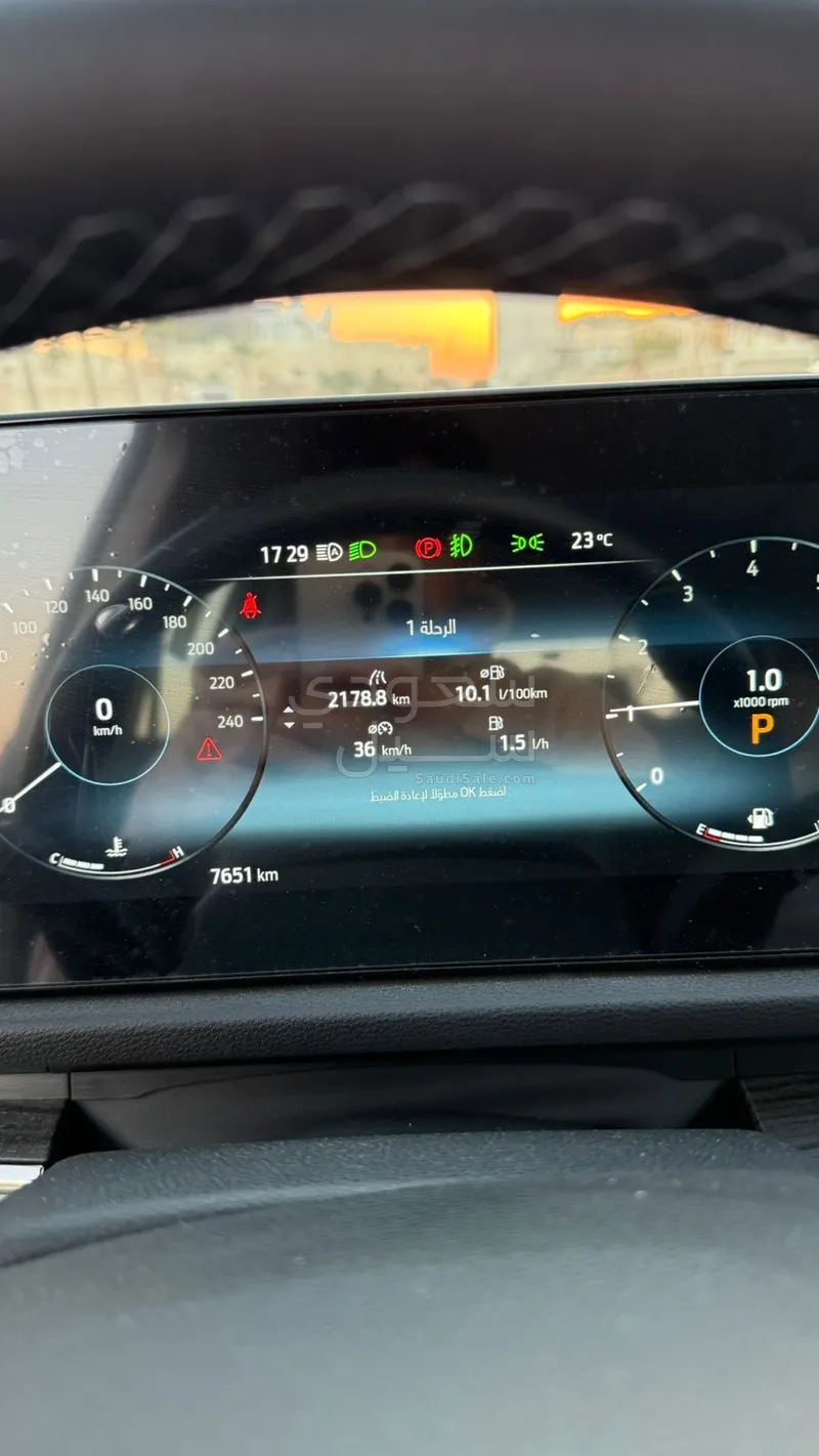 2025 فورد تيريتوري تيتانيوم بلس