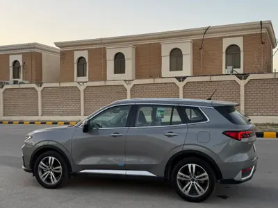 2025 فورد تيريتوري تيتانيوم بلس