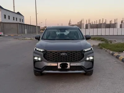 2025 فورد تيريتوري تيتانيوم بلس