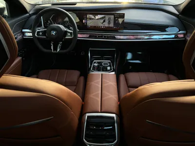 2026 بي ام دبليو الفئة السابعة 735أي