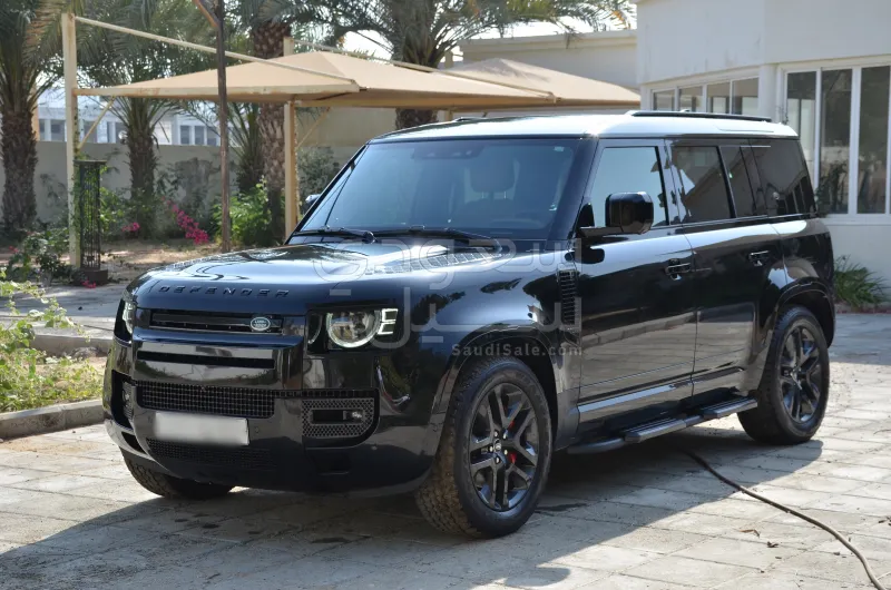 2023 لاند روفر ديفيندر اتش اس اي