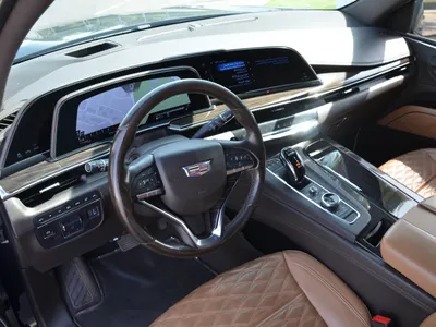 2022 كاديلاك اسكاليد بلاتينيوم