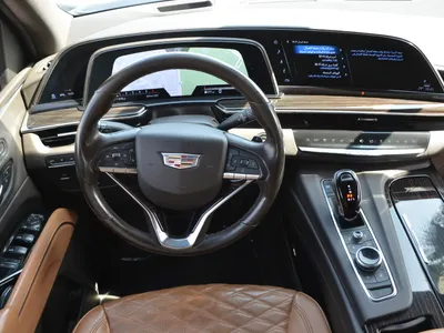 2022 كاديلاك اسكاليد بلاتينيوم