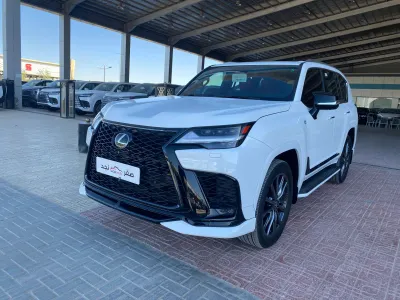 2024 لكزس إل إكس 600