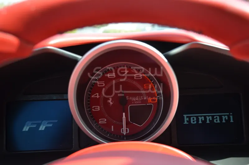 2014 فيراري اف اف