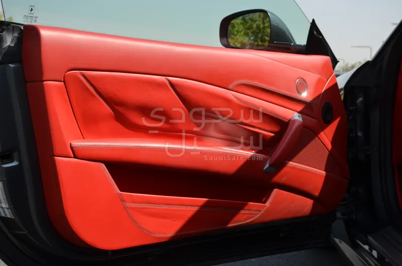 2014 فيراري اف اف