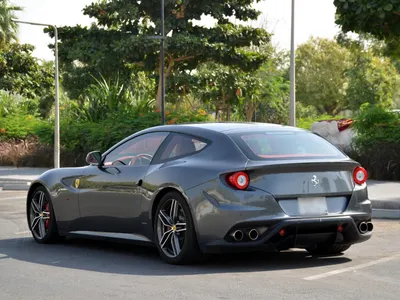 2014 فيراري اف اف