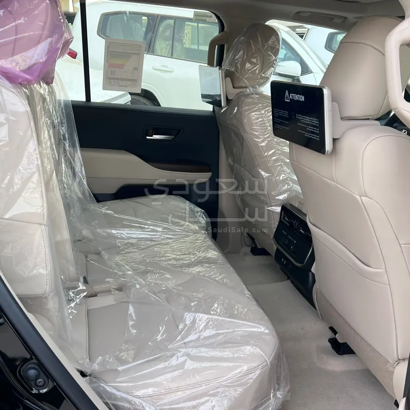 2026 تويوتا لاند كروزر جي اكس ار