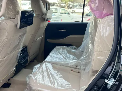 2026 تويوتا لاند كروزر جي اكس ار