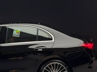 2025 مرسيدس - بنز سي 200 أي إم جي