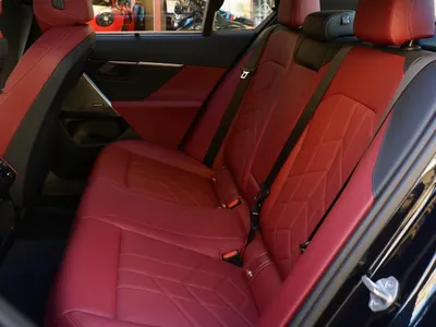 2024 بي ام دبليو الفئة الخامسة 520 أي