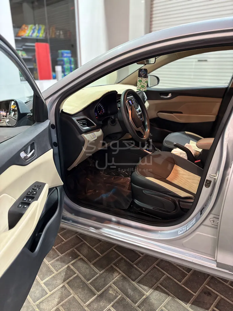 2023 هيونداي اكسنت