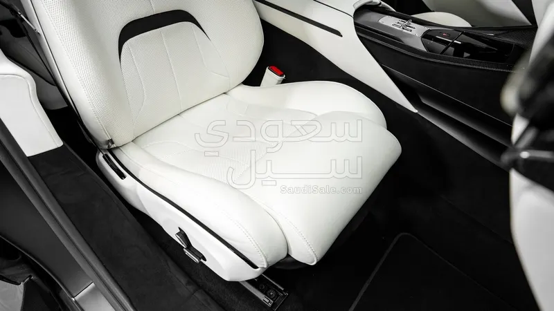 2025 فيراري بوروسانجوي