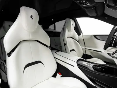 2025 فيراري بوروسانجوي