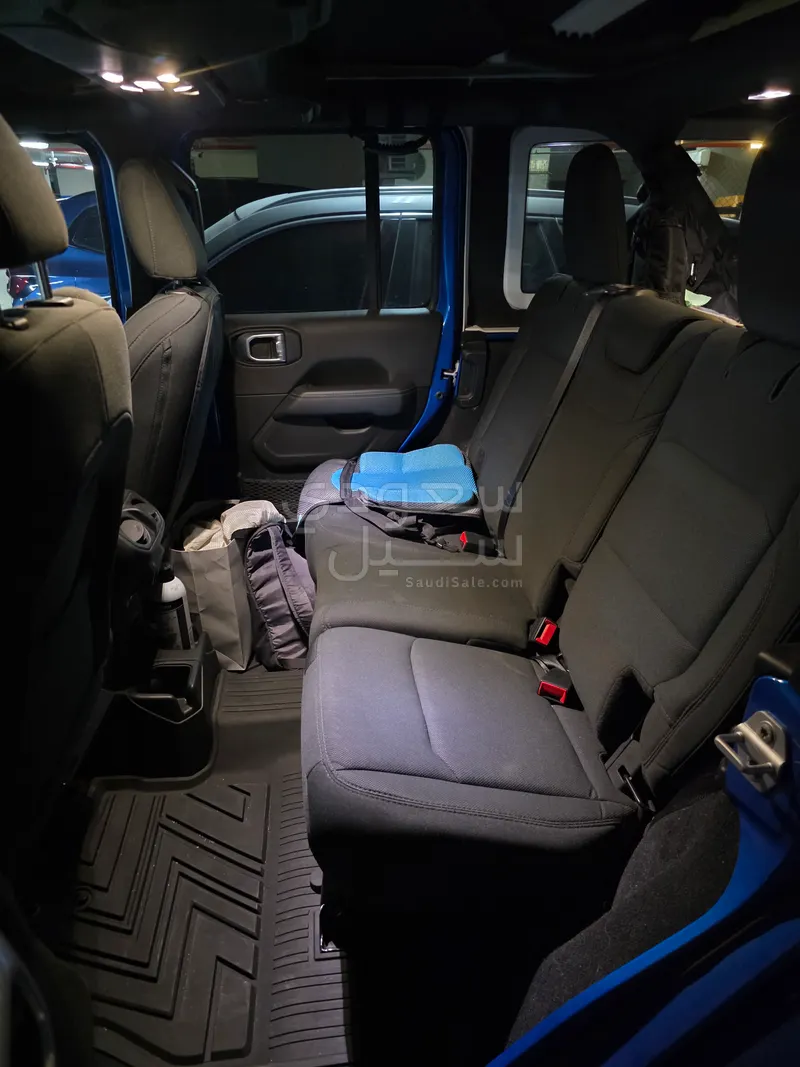 2023 جييب رانجلر صحارى