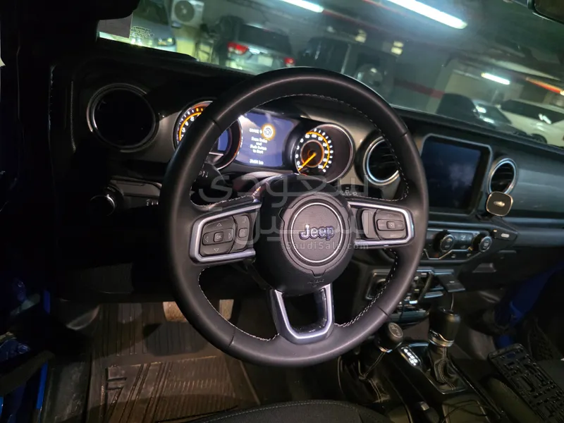 2023 جييب رانجلر صحارى