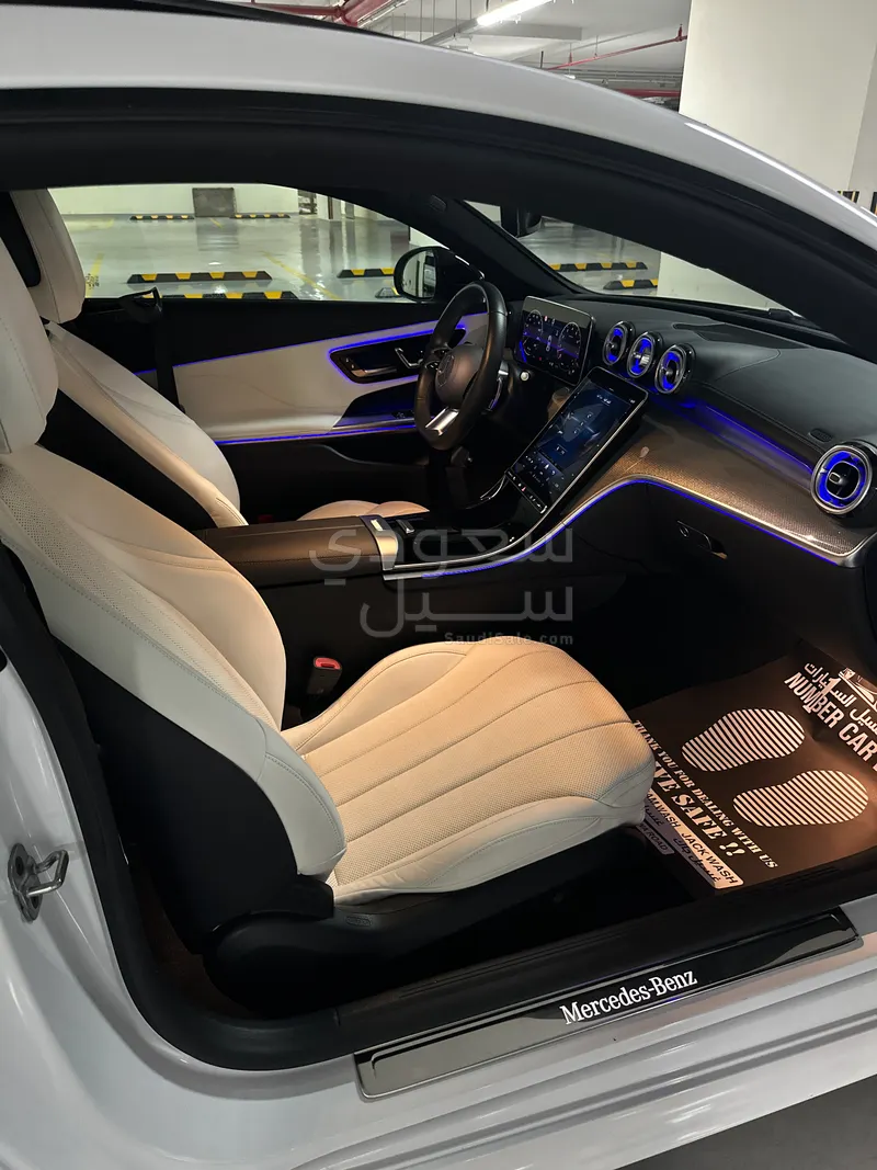 2024 مرسيدس - بنز سي إل إي 200