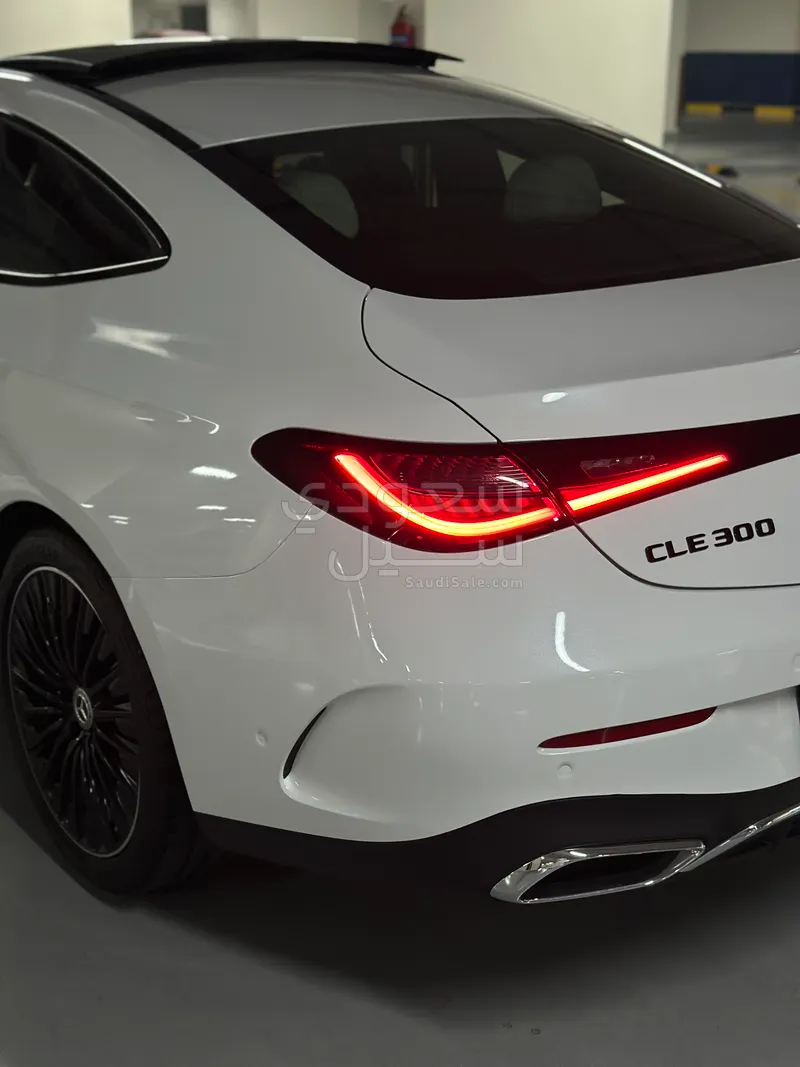 2024 مرسيدس - بنز سي إل إي 200