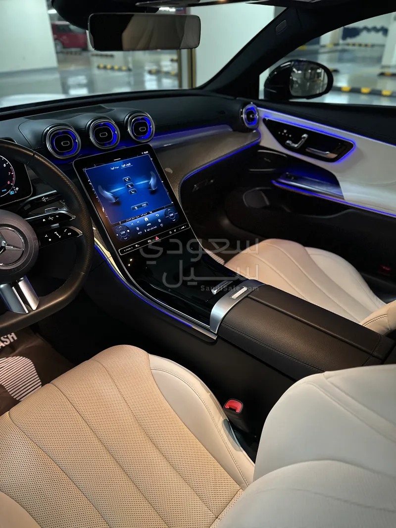 2024 مرسيدس - بنز سي إل إي 200