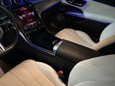 2024 مرسيدس - بنز سي إل إي 200