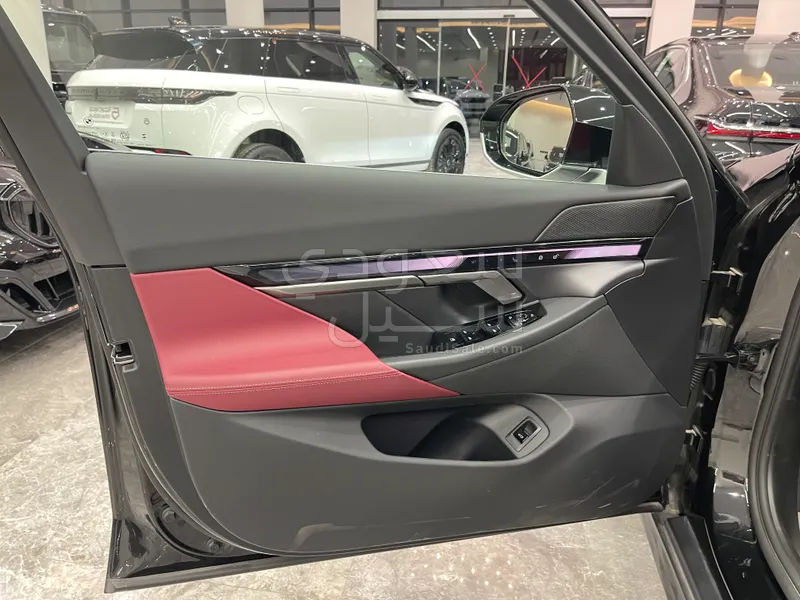 2026 بي ام دبليو الفئة الخامسة 520 أي