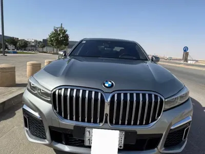 2021 بي ام دبليو الفئة السابعة 730 إل أي