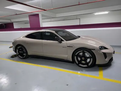 2022 بورش تايكان جي تي اس