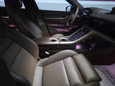 2022 بورش تايكان جي تي اس