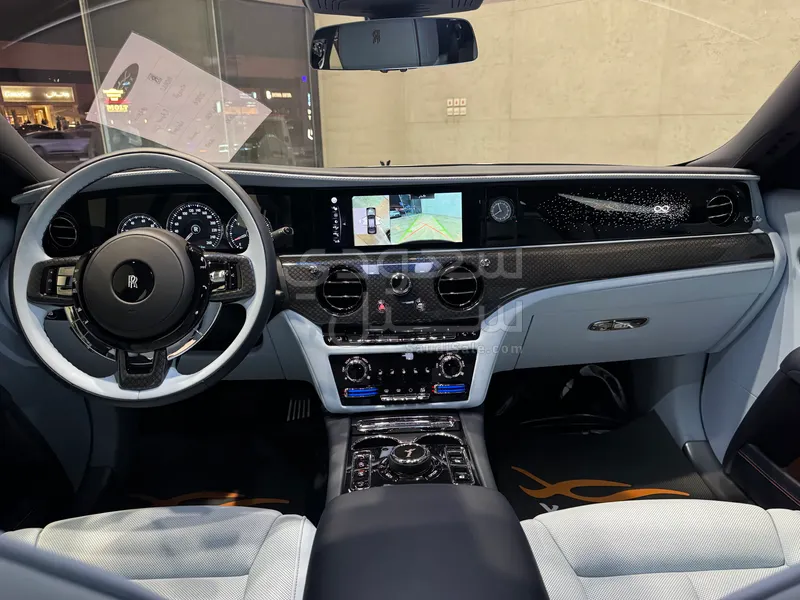 2024 رولز رويس قوست بلاك بادج