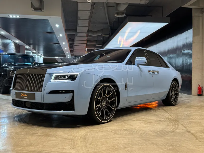 2024 رولز رويس قوست بلاك بادج