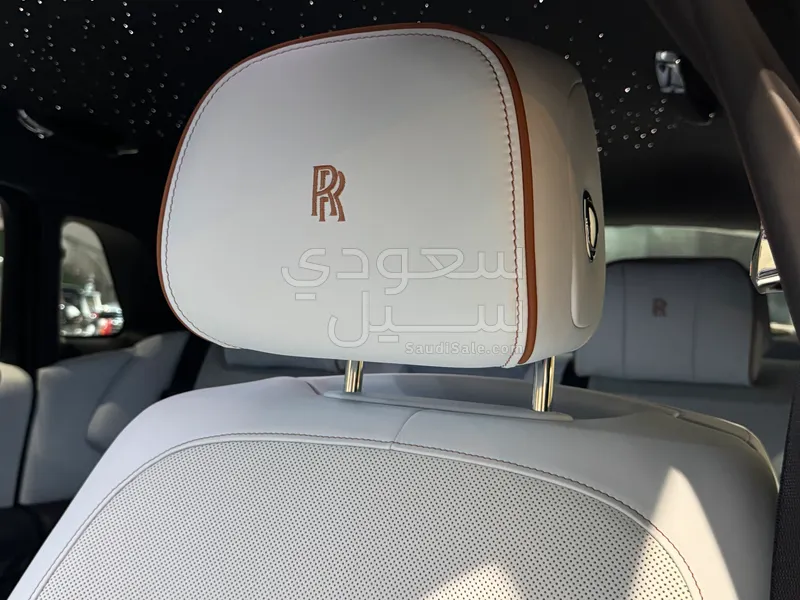 2024 رولز رويس قوست بلاك بادج