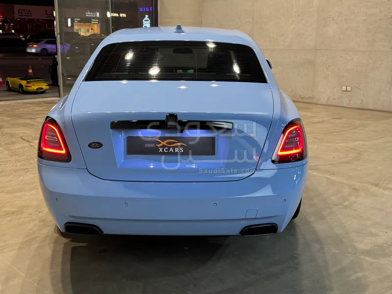 2024 رولز رويس قوست بلاك بادج