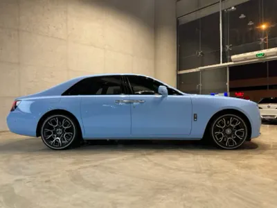 2024 رولز رويس قوست بلاك بادج