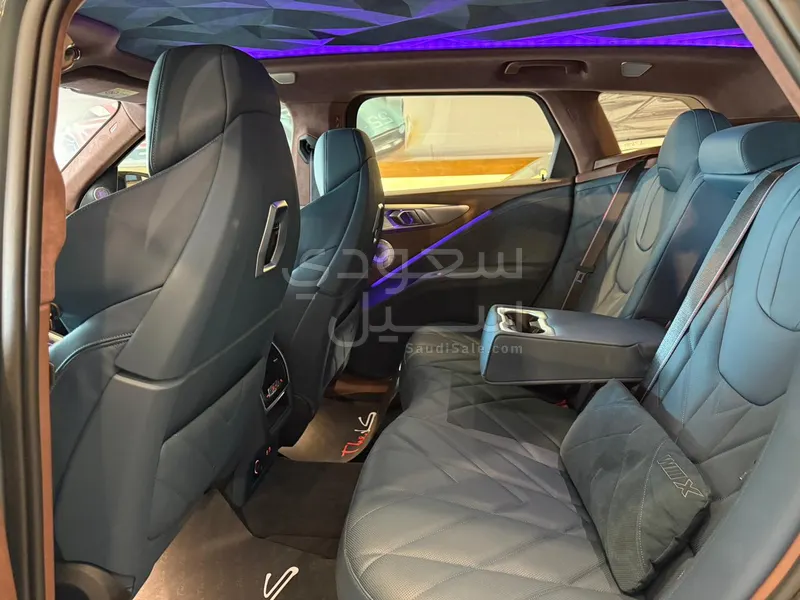 2023 بي ام دبليو اكس ام