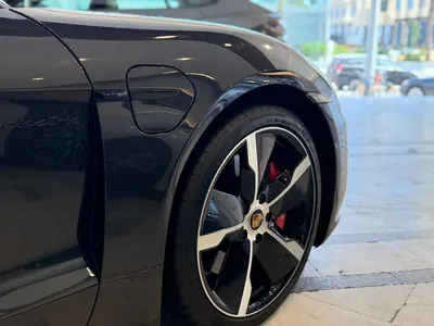 2023 بورش تايكان جي تي اس