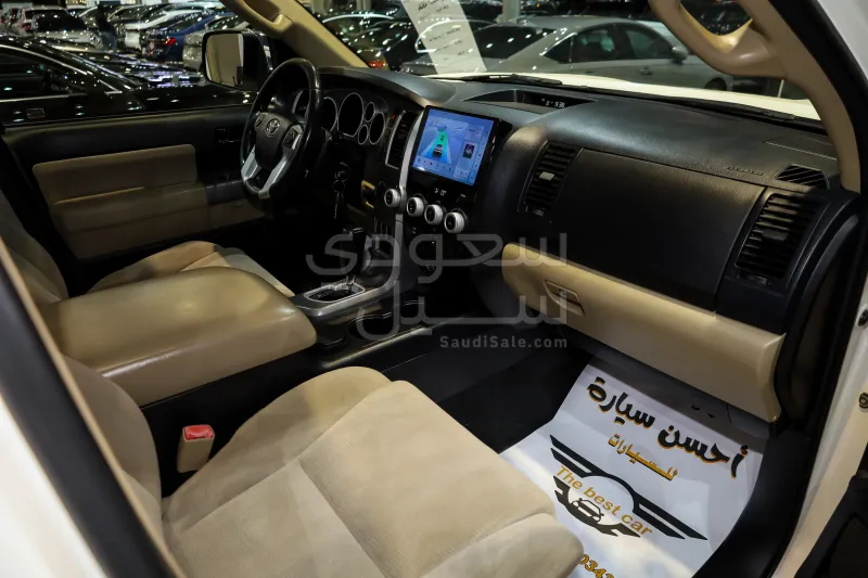 2015 تويوتا سكويا اس ار 5