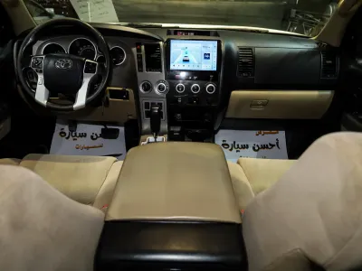 2015 تويوتا سكويا اس ار 5