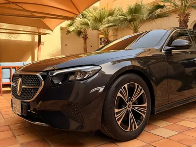 2025 مرسيدس - بنز إي 200