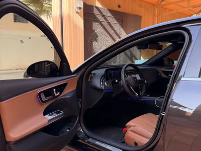 2025 مرسيدس - بنز إي 200